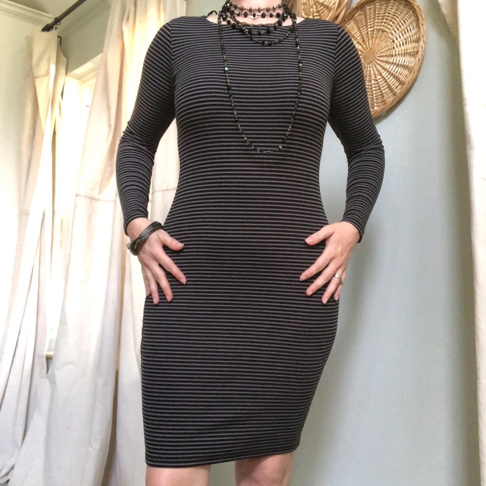 🚨FLASH SALE🚨Black/Gray Striped Rib Knit Dress